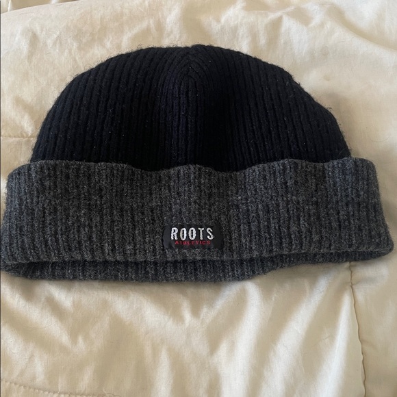 Roots Two-Tone Wool Blend Knit Beanie - Picture 6 of 9